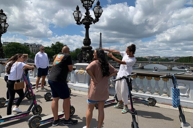 Paris City Tour by E-Scooter with Fun Guide (Small groups) - Authentic Experiences and Review Highlights