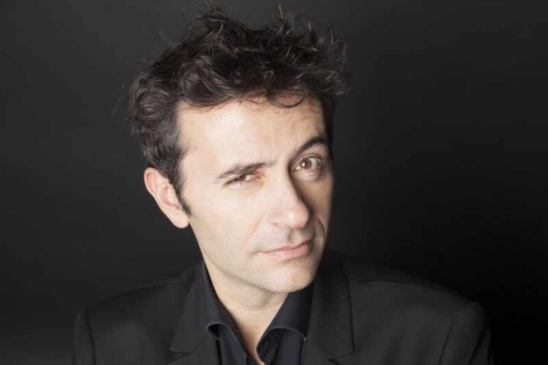 paris-comedy-show-in-english-how-to-become-a-parisian