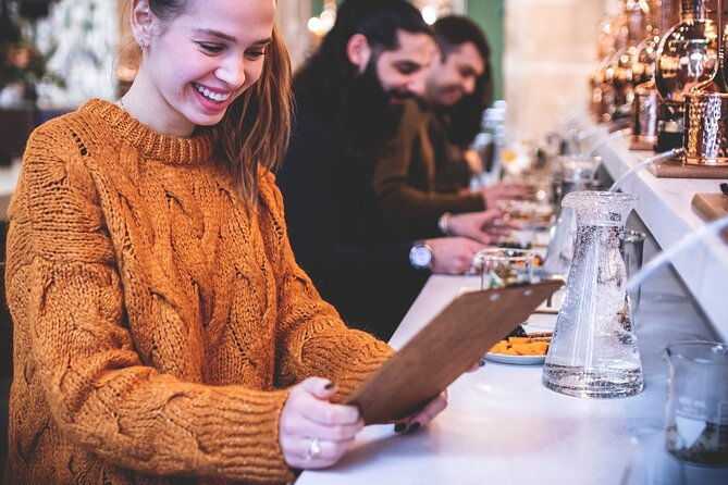 paris-craft-distillery-make-your-own-gin-workshop