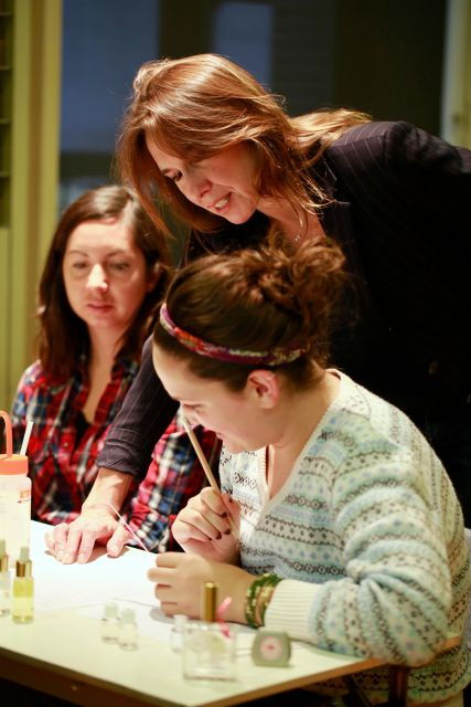 paris-create-your-signature-scent-perfume-workshop