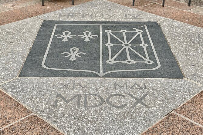 paris-criminal-past-audioguided-walking-tour