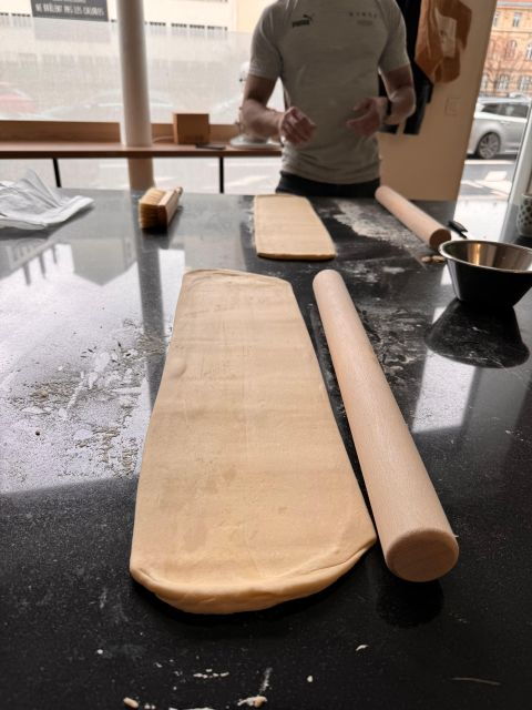 paris-croissant-baking-class-with-a-chef