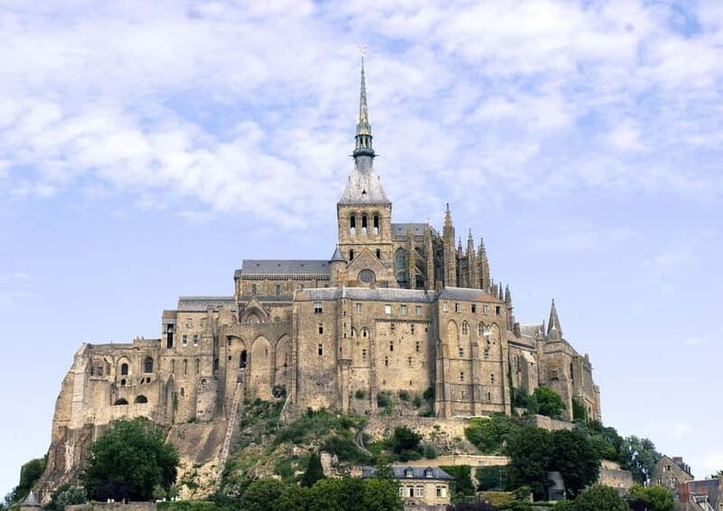 Paris: D-Day Landmarks and Mont Saint-Michel Guided Tour - Who Is This Tour Best For?