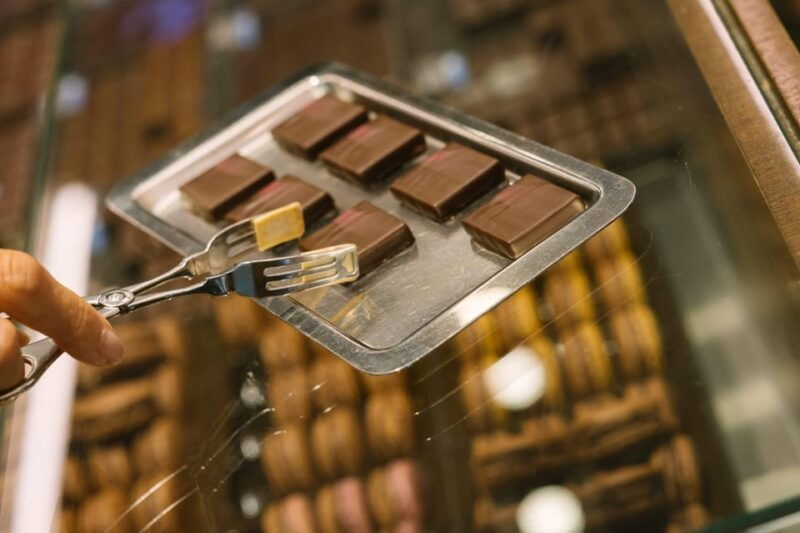 paris-devour-pastry-chocolate-tour
