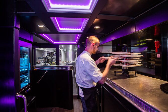 paris-dinner-bus-toque-with-wine-tastings-from-champs-elysees