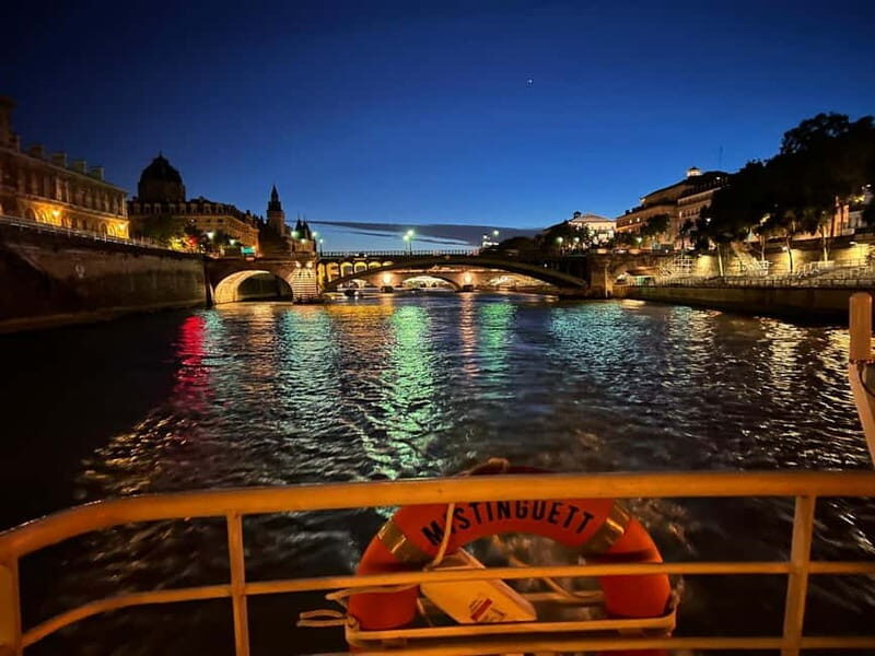 Paris: Dinner Cruise, Cabaret & Fireworks on July 14th - What Reviewers Are Saying