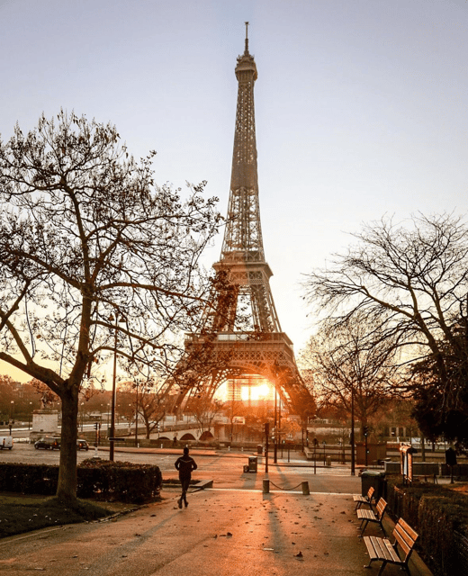 paris-discover-paris-2cv