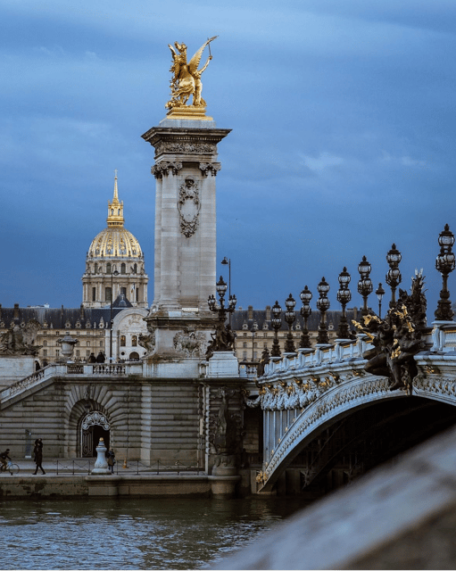 paris-discover-paris-2cv