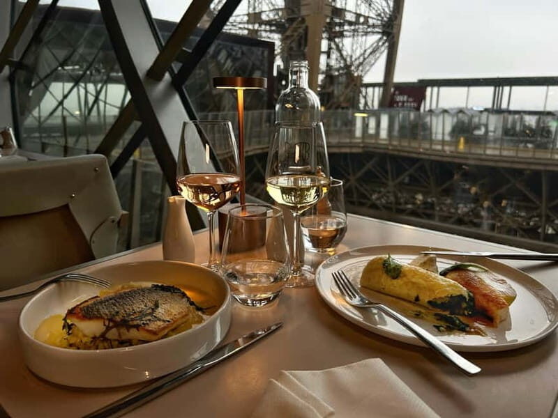Paris: Early Dinner at Madame Brasserie in the Eiffel Tower - The Sum Up