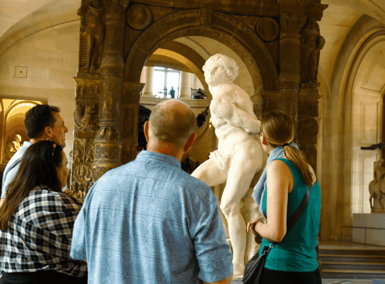 paris-early-morning-louvre-private-guided-tour-with-pickup