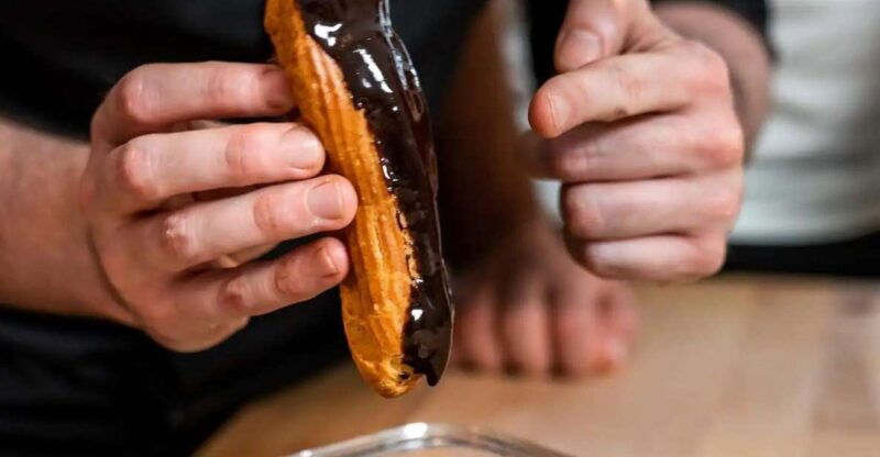 paris-eclair-and-choux-pastry-making-class