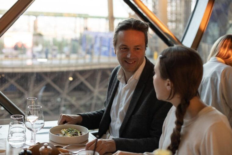 paris-eiffel-tower-dining-gustave-menu-at-madame-brasserie