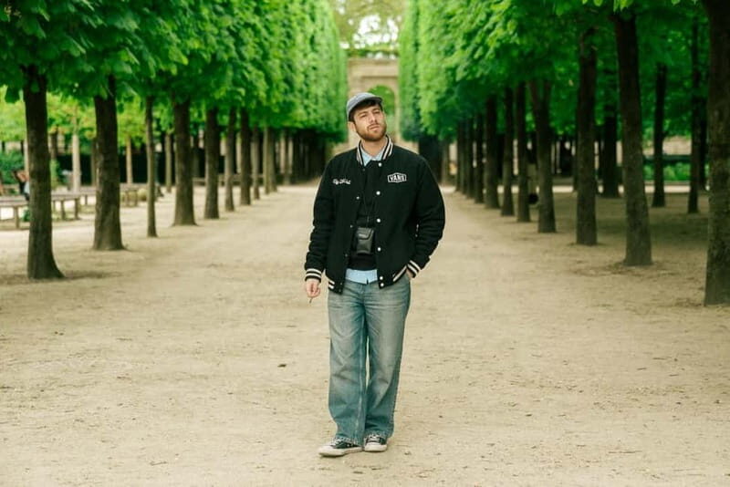 Paris: Eiffel Tower, Montmartre, or Louvre Photoshoot - Who This Experience Is Perfect For