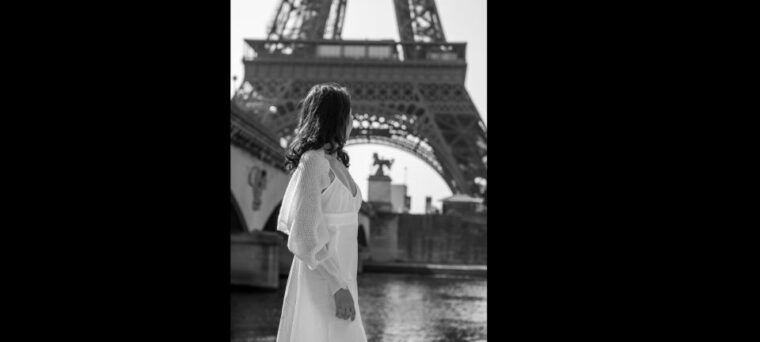 paris-eiffel-tower-private-photoshoot-experience