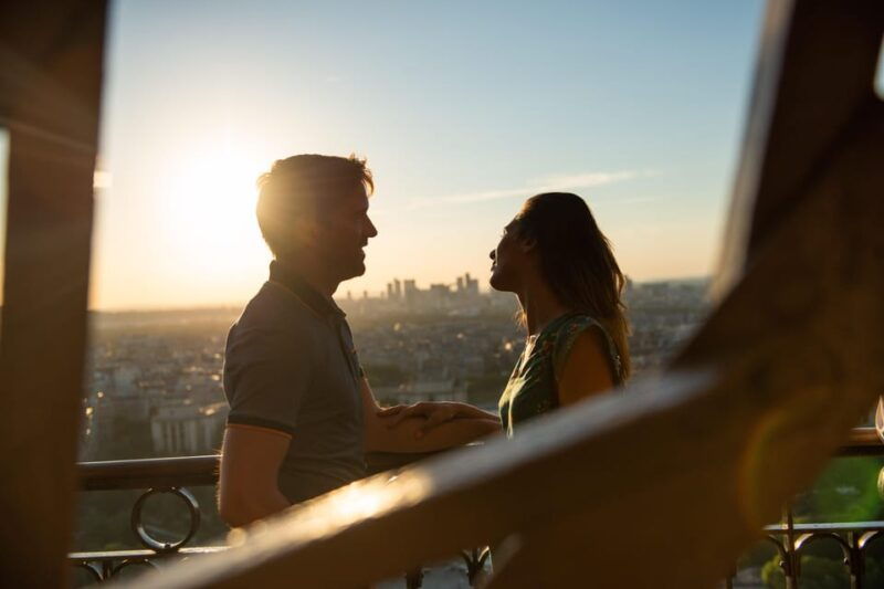 paris-eiffel-tower-summit-app-to-to-download-and-meal