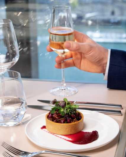 paris-eiffel-tower-summit-app-to-to-download-and-meal