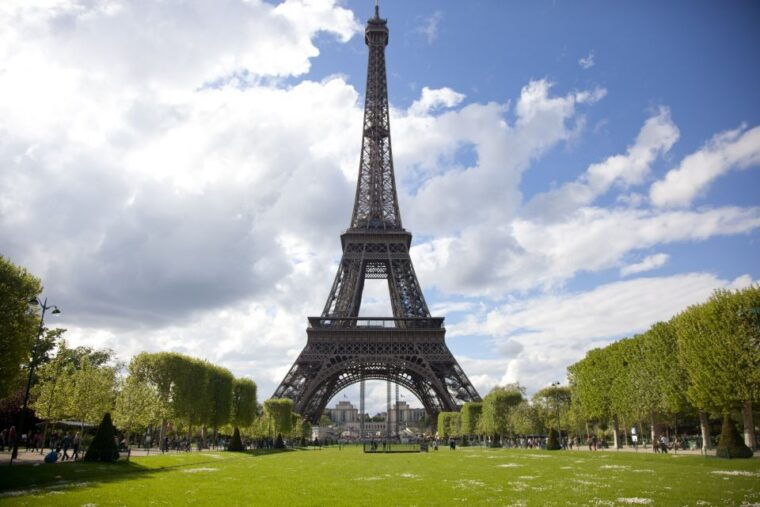 paris-eiffel-tower-tour-seine-river-cruise-tour