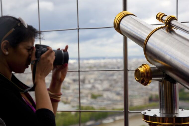 paris-eiffel-tower-tour-seine-river-cruise-tour