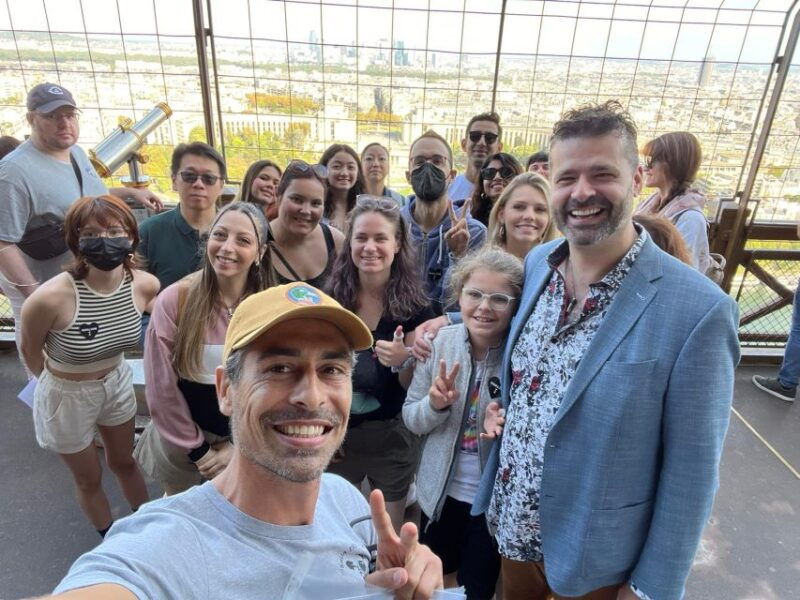 paris-eiffel-tower-tour