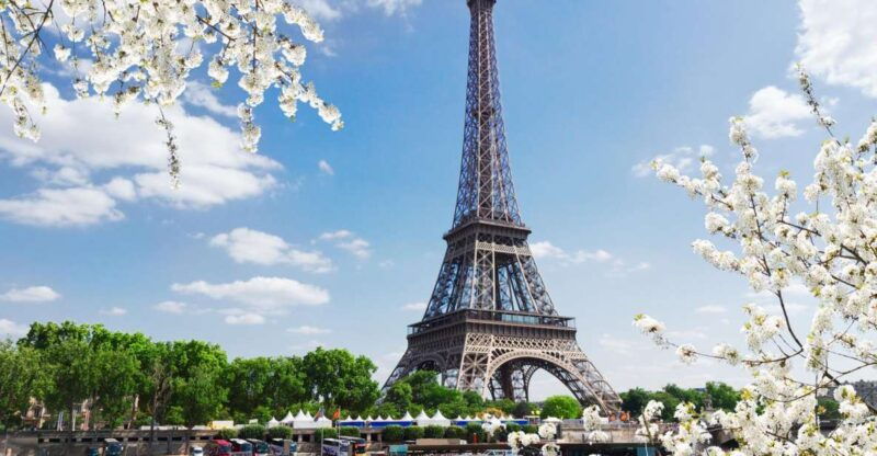 paris-eiffel-tower-tour