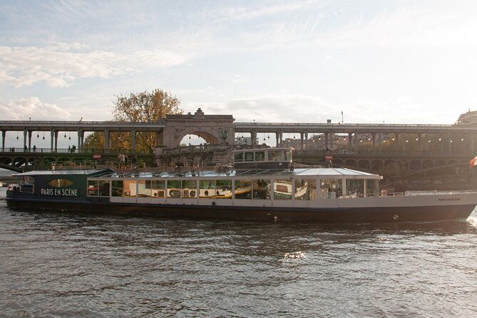 paris-en-scene-3-course-seine-river-dinner-cruise