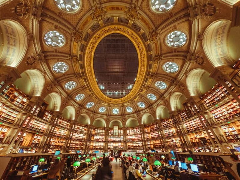 Paris Essentials : 4h Private Tour with a Local Guide ! - The Experience from the Reviews