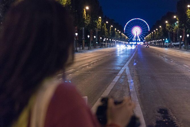 Paris Evening Bike Tour with 1-hour Seine River Cruise - Frequently Asked Questions