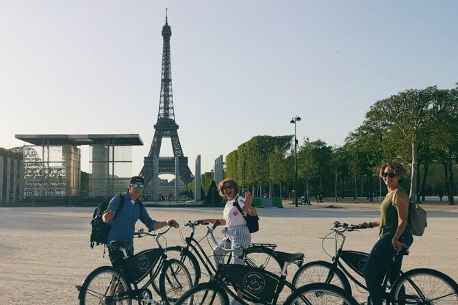 Paris Evening City of Lights Small Group Bike Tour & Boat Cruise - What Makes This Tour Stand Out?
