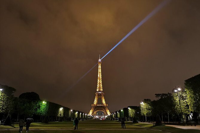 Paris Evening City of Lights Small Group Bike Tour & Boat Cruise - Authentic Insights from Reviewers