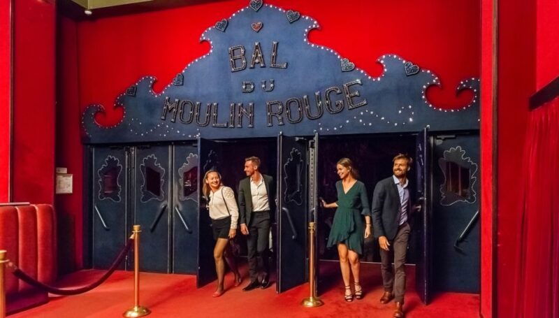 paris-evening-sightseeing-tour-and-moulin-rouge-show