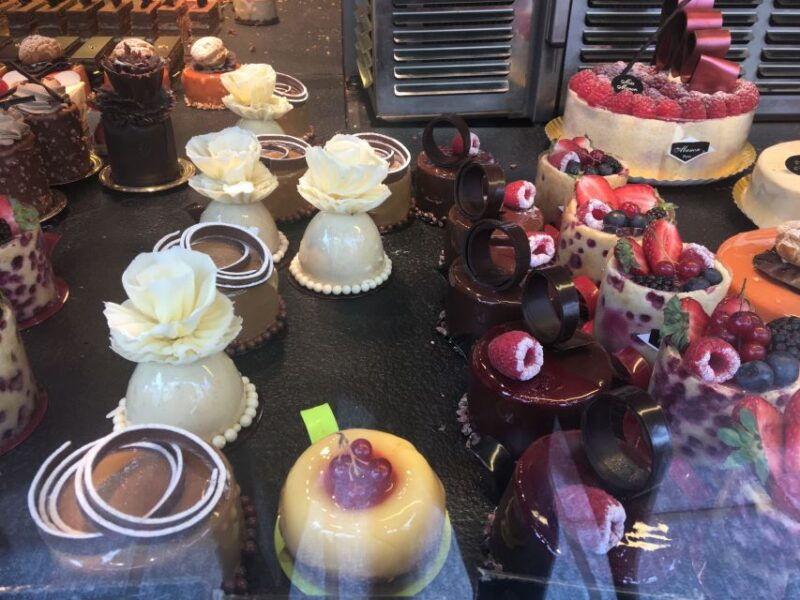 paris-explore-ile-de-la-cite-with-a-local