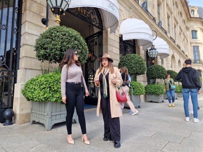 paris-fashion-tour-chanel-sex-and-the-city-emily-in-paris