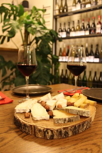 paris-french-wine-and-cheese-guided-tasting