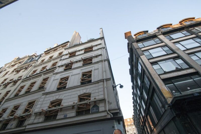 Paris: Ghosts, Legends & Mysteries Evening Walking Tour - A Walk Through Paris’s Darker Past