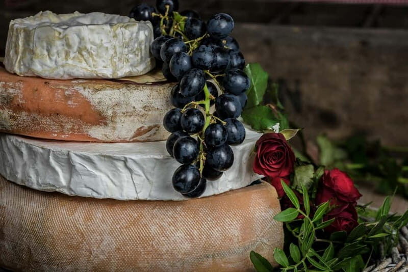 Paris Gourmet Feast of French Iconic Flavors & Landmarks - A Deep Dive into the Paris Gourmet Feast Tour
