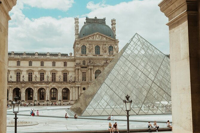 paris-gourmet-food-and-louvre-museums-guided-tour-in-1-day-2