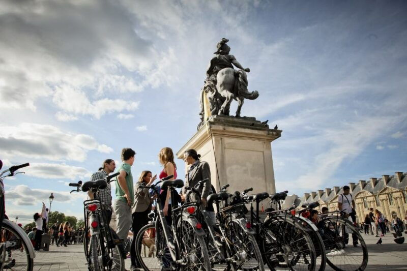 paris-guided-bike-tour-greatest-monuments-of-the-capital