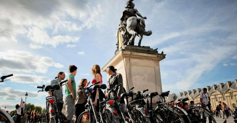 paris-guided-bike-tour-greatest-monuments-of-the-capital