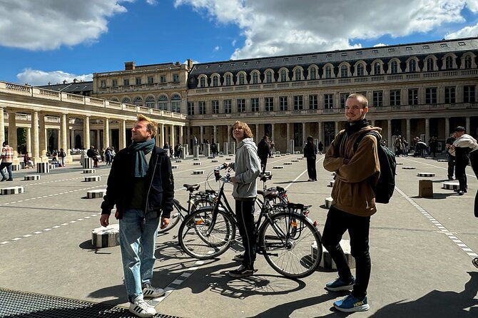 paris-guided-city-sightseeing-tour-by-bike-e-bike