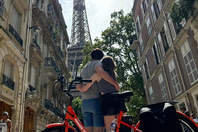 paris-guided-city-sightseeing-tour-by-bike-or-e-bike