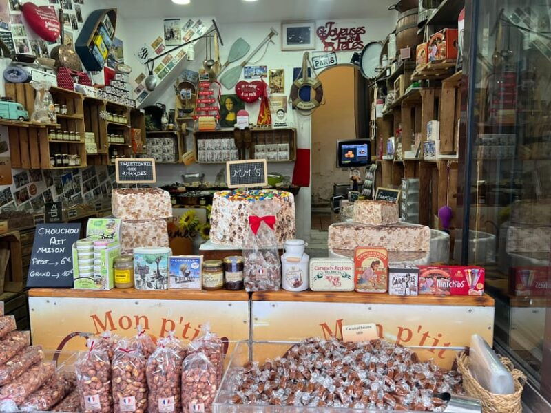 paris-guided-montmartre-walking-tour-with-food-wine