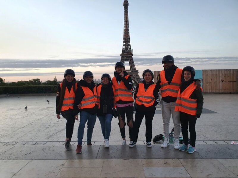 paris-guided-segway-tour-paris-by-night
