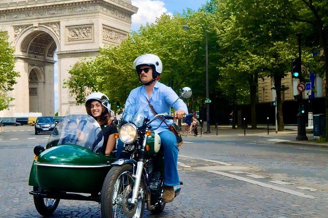 paris-guided-side-car-tour-on-the-left-bank