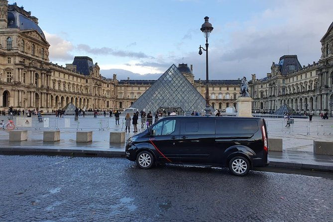 paris-half-day-private-sightseeing-tour-with-a-driver-2
