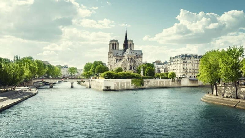 Paris : Historic Heart of Paris: Île de la Cité Walking Tour - FAQ