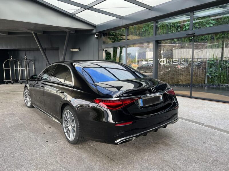 paris-historic-monuments-private-mercedes-limousine-charter