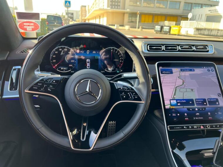 paris-historic-monuments-private-mercedes-limousine-charter