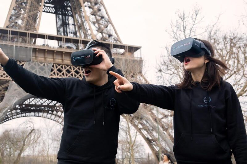 paris-immersive-eiffel-tower-tour-with-virtual-reality