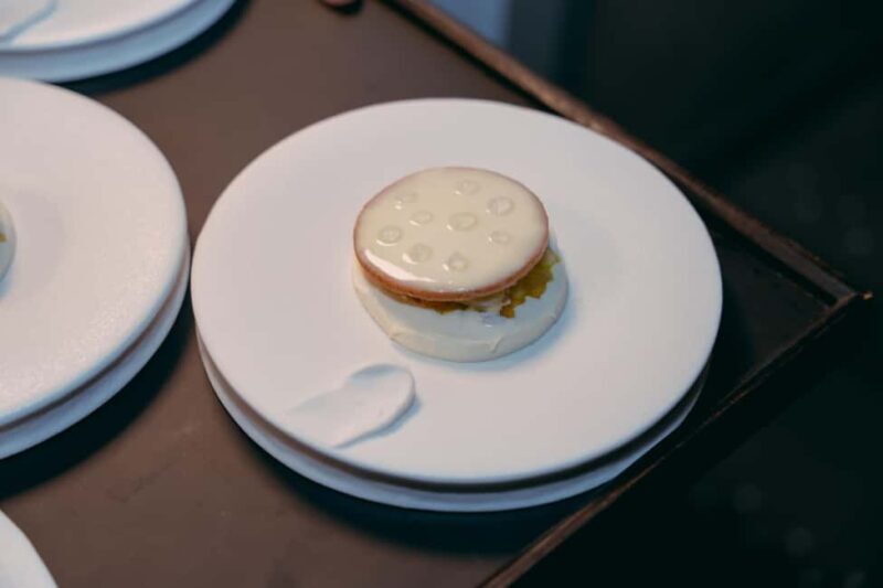 Paris: Immersive Fine Dining Meets Art in an Ancient Cinema - Key Points