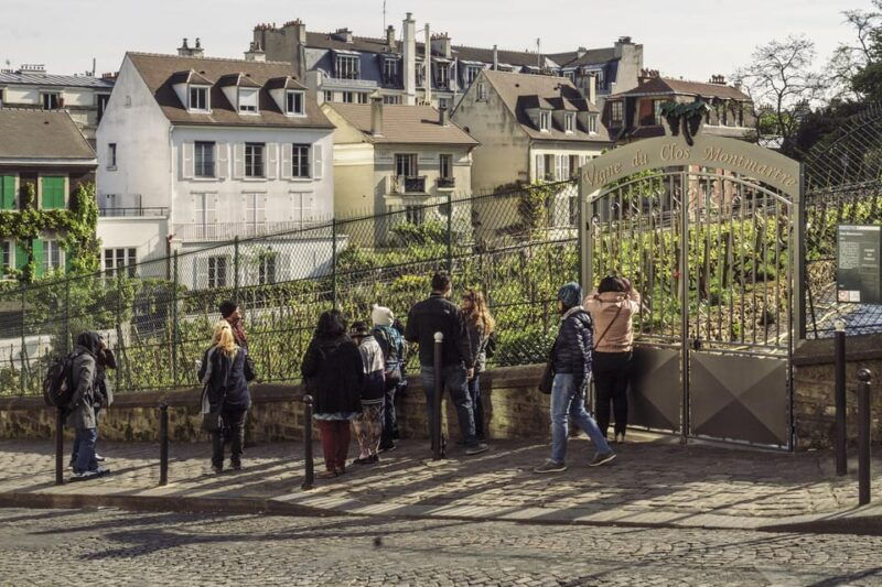 paris-in-a-day-louvre-eiffel-tower-notre-dame-cruise